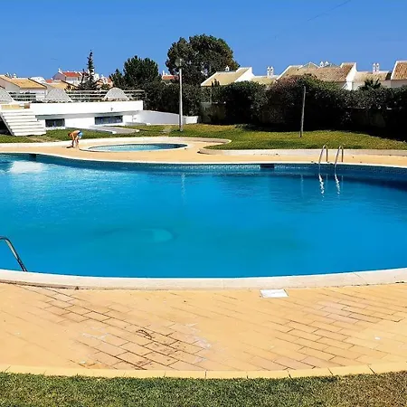 Jardim Da Oura By Sunny Deluxe *